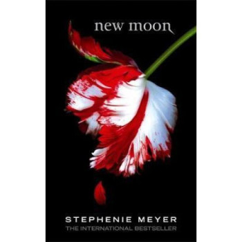 Книга New Moon