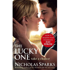  Книга The Lucky One